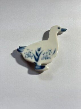 Vintage Russ Berrie Porcelain Goose Delft Style Blue Floral Fridge Magnet